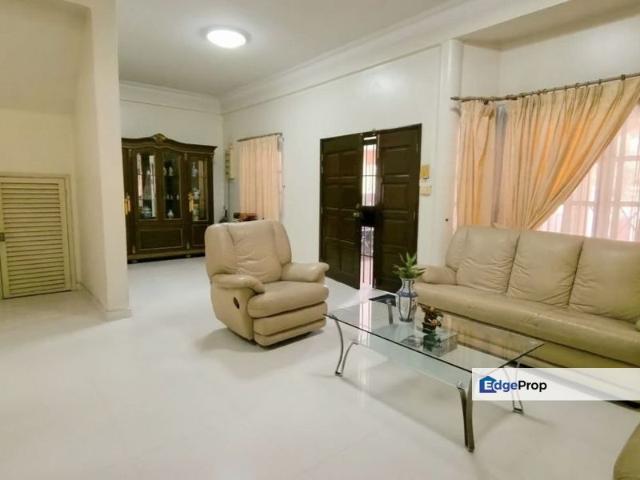 Spacious Semi Detached Home In The Heart Of Bandar Sunway
