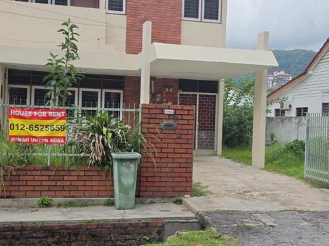 Spacious SemiDetached House For Rent