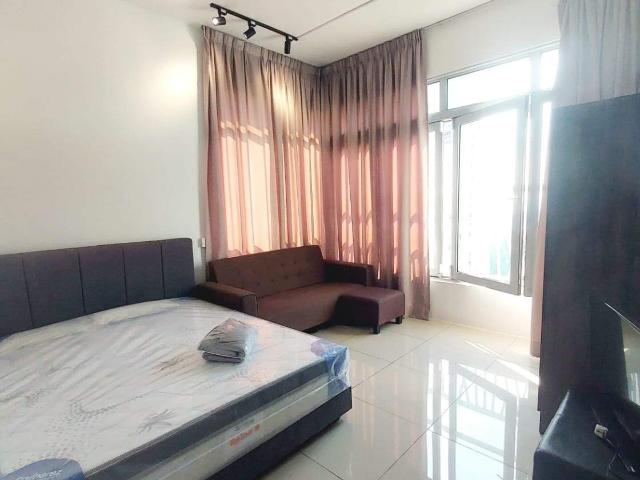 Spacious Seaview Room at TgTokong near StraitsQuay Adventist Gurney TOA