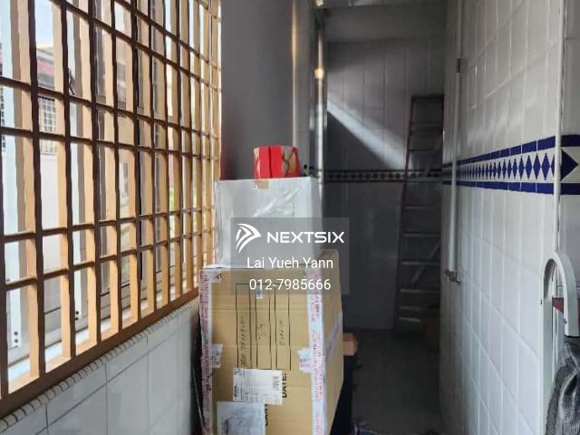 Spacious Seaview Unit in Johor Bahru City