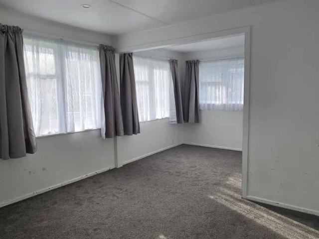 Spacious section, 3 bedroom home!