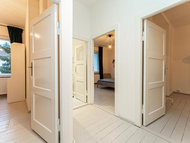 Spacious single bedroom in Britz