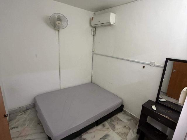Spacious Single Bedroom @puchong
