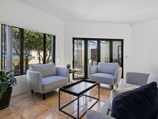 Spacious Single Level Living with Sea Views