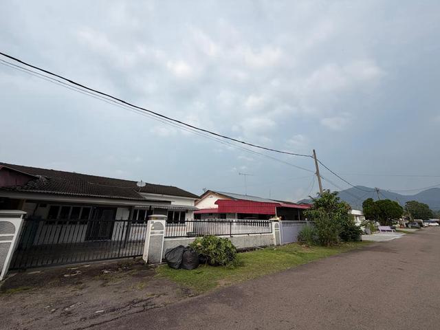 Spacious Single Storey SemiD 3599 sqft