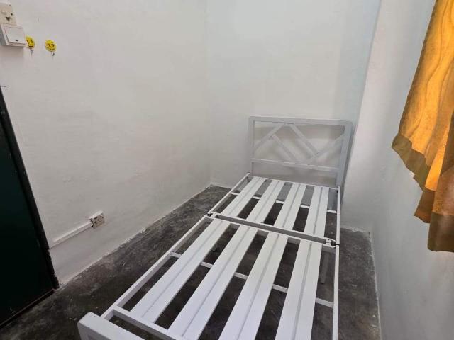 Spacious single room at taman wawasan, pusat bandar puchong move in immediately