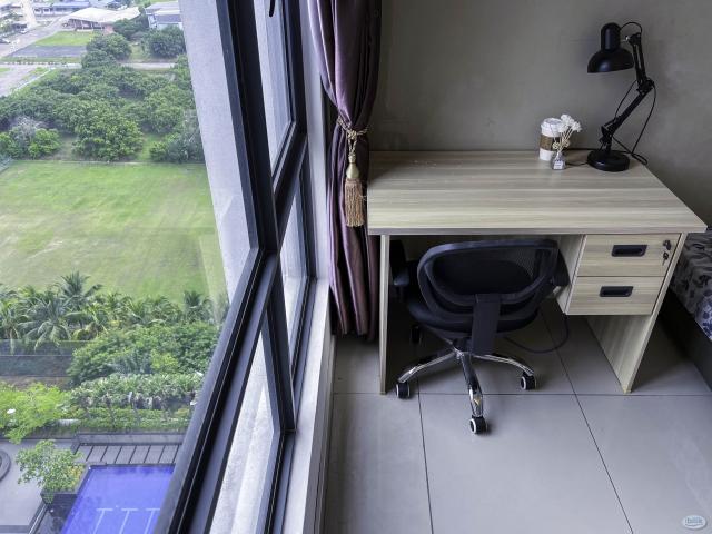 Spacious Single Room at Paramount Utropolis @ Glenmarie, Shah Alam