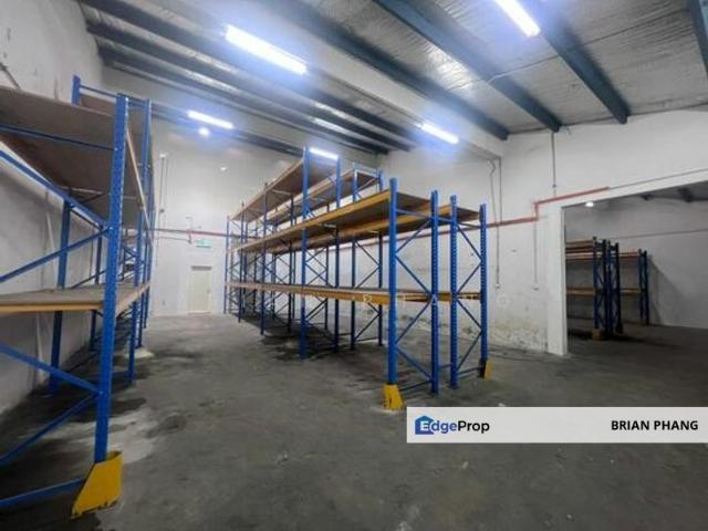 Spacious Side by Side Terrace Factory in Shah Alam in Seksyen 27