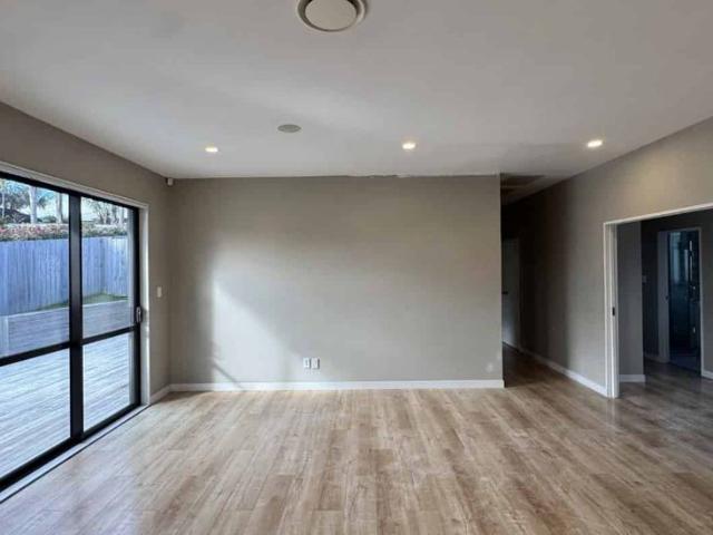 Spacious Six Bedroom Family Home in Riverhead