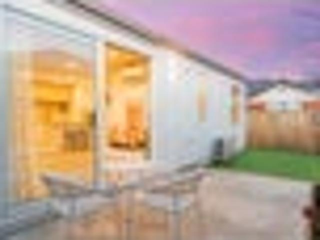 Spacious & sophisticated & standalone