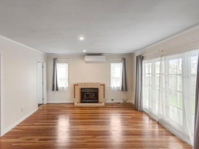 Spacious standalone home with office & garage!