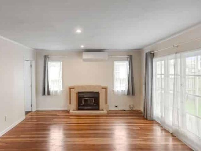 Spacious standalone home with office & garage!