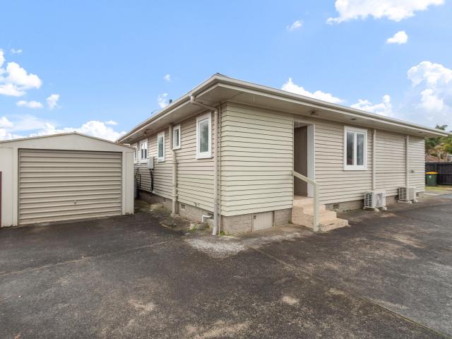 Spacious standalone home with office & garage!
