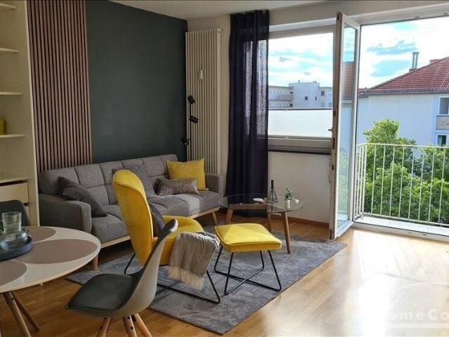 Spacious Studio Apartment in Berlin Charlottenburg, Furnished