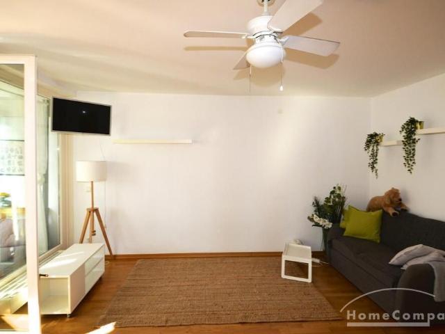 Spacious studio apartment with balcony, central location, furnished