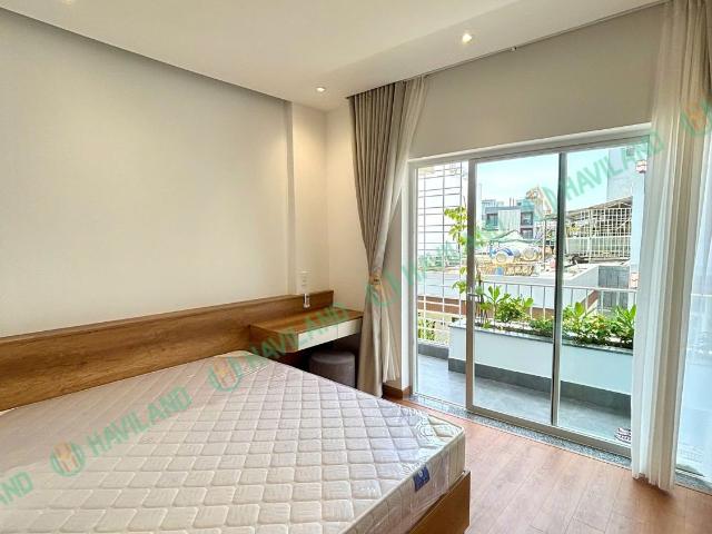✨ SPACIOUS STUDIO FOR RENT – PRIVATE GREEN BALCONY – STEPS FROM VO NGUYEN GIAP BEACH ✨