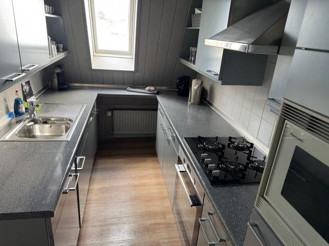 Spacious studio Leverkusen, Leverkusen Amsterdam Apartments for Rent