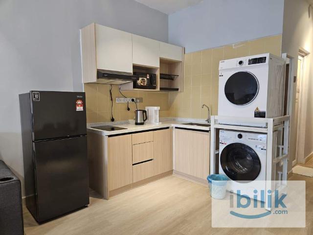 Spacious Studio Unit near MRT LRT Maluri