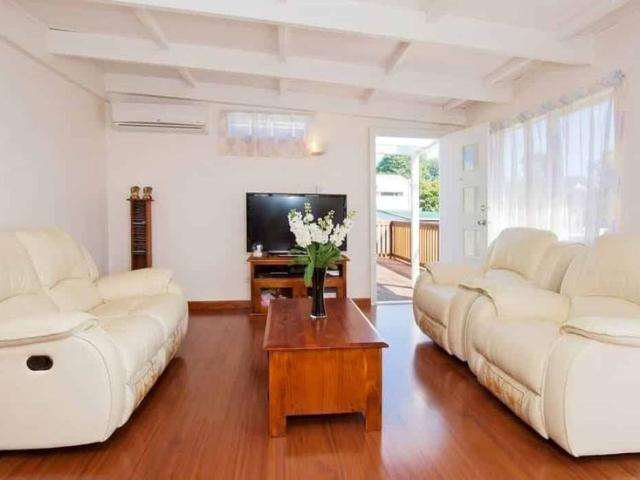 Spacious, Stylish & Perfectly Positioned in So.