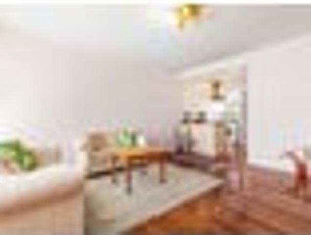 Spacious, Sunny Unit