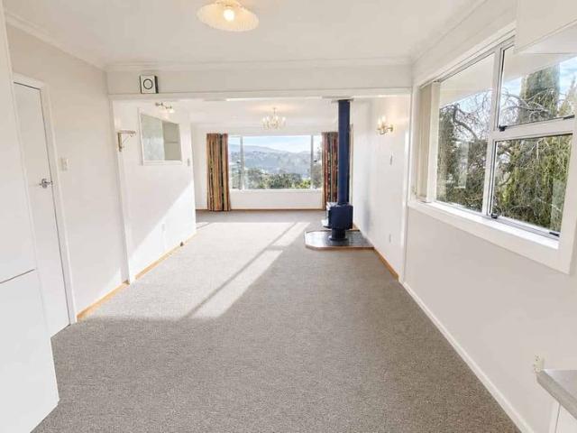 Spacious, Sunny with Stunning Views