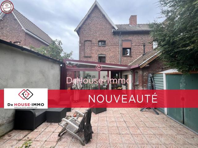 Spacieuse et Lumineuse Maison de 8 pièces avec Garage et Terrass