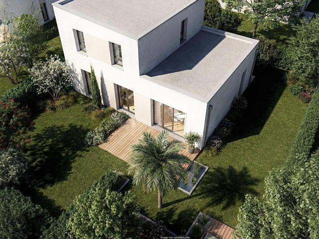 Spacieuse Maison non mitoyenne 10 min du Port, grand terrain. 99m² Concarneau
