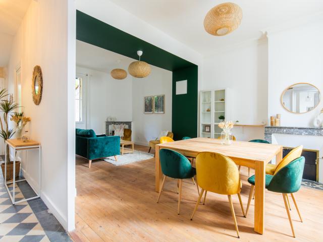 Spacieuse maison contemporaine de 203 m2 avec 6 chambres