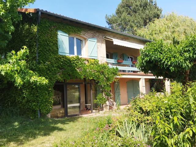 Spacieuse maison de construction traditionnelle 175m² Moissac