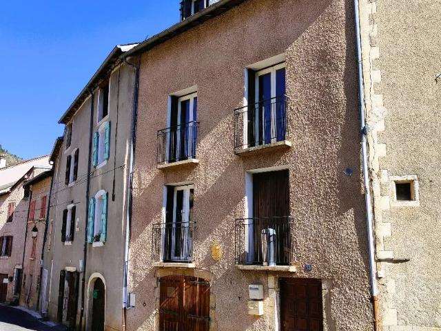 Spacieuse Maison de village