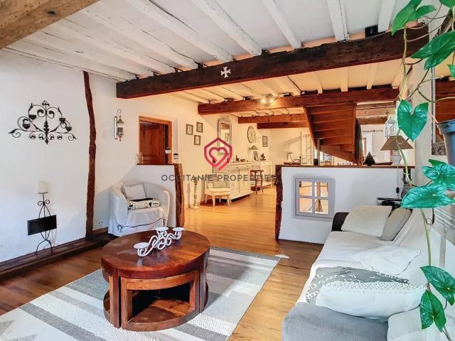 Spacieuse maison de village rénovée 238m² Alzonne