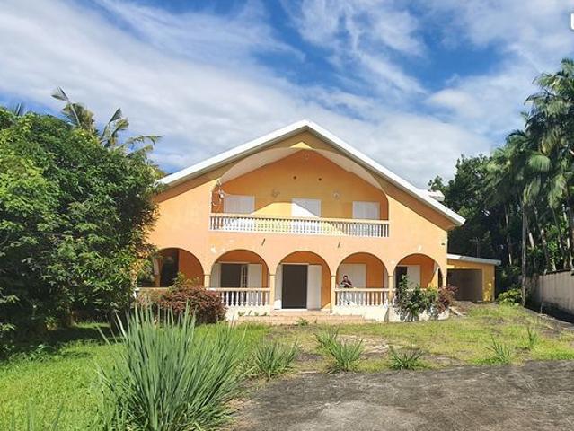 Spacieuse maison F6 210m² avec grand terrain 1085m²