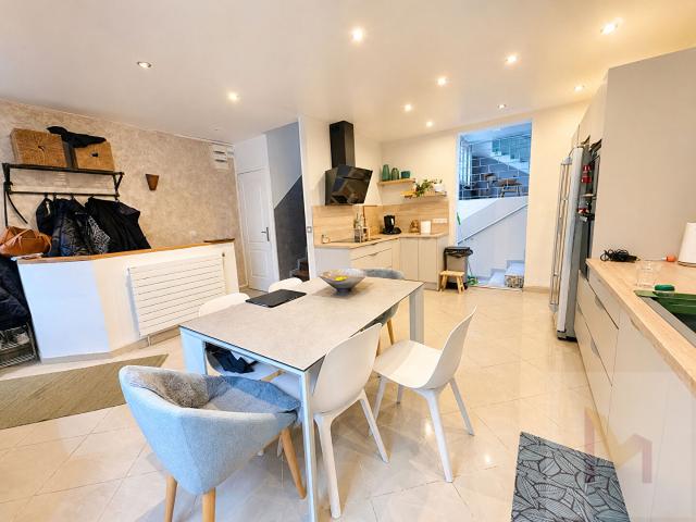 SPACIEUSE MAISON FAMILIALE 6 PIECES PROCHE RER A ET CENTRE VILLE