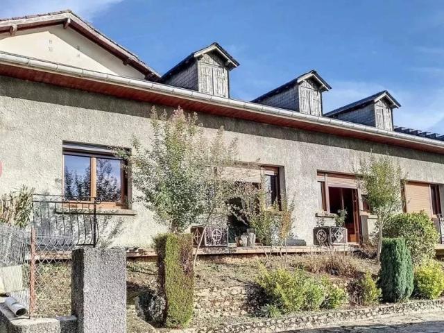 Spacieuse maison familiale 350m² Tournay 65190