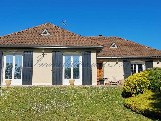 Spacieuse Maison Familiale Avec Jardin Et Sous Sol 146m² Notre Dame de Sanilhac