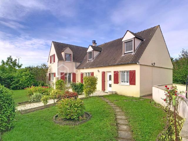 Spacieuse maison familiale de 197m2 avec sous sous sur terrain de 1175m2