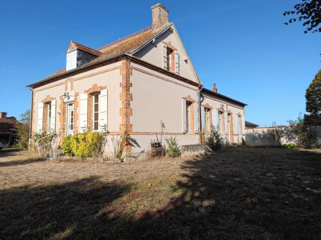 Spacieuse maison proche Canal et Loire 175m² Gannay sur Loire