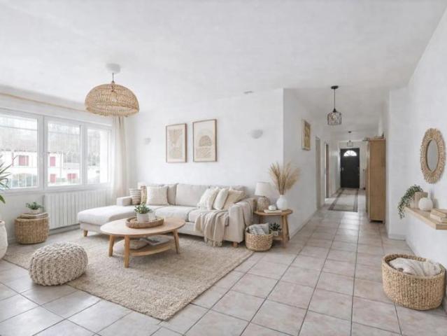 Spacieuse Maison 7 Pièces à Labastide Rouairoux