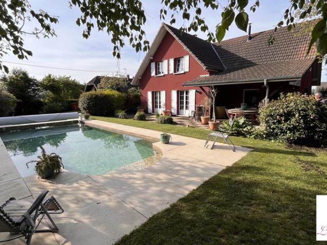 Spacieuse maison 7 pièces de 213 m2