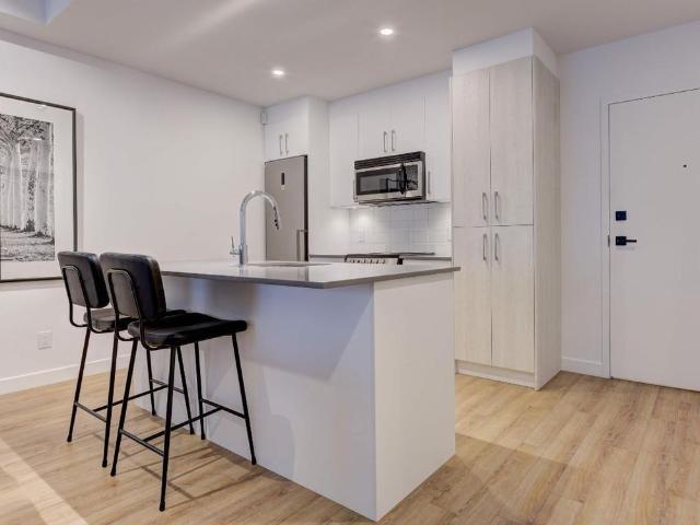 Spacieuse Unité 1 Chambre au Complexe Le Pivot Condo / appartement / logement à louer Québec