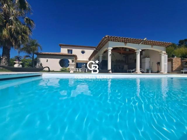 Spacieuse villa avec accès mer 83320 Carqueiranne