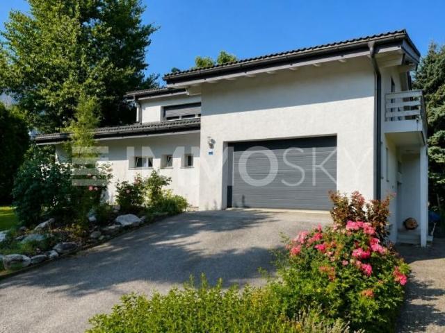Spacieuse villa avec appartement indépendant