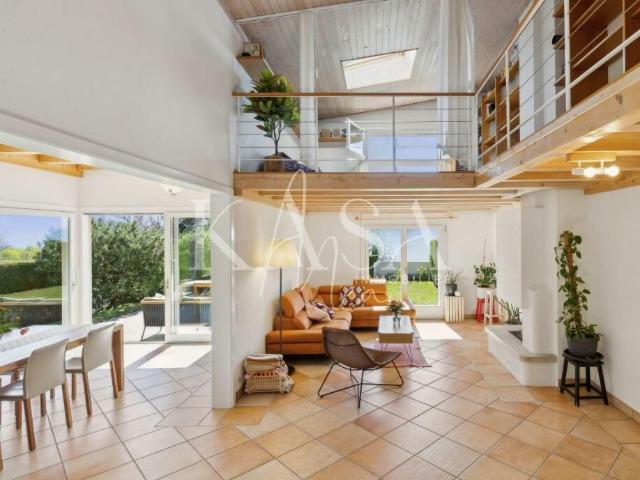 Spacieuse Villa Jumelle avec vue sur le lac! Dreamo. Ch