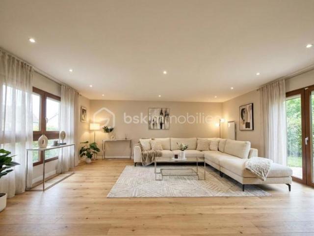 Spacieux 4 pièces de 113m² avec 2 balcons et 2 box à Livry Gargan