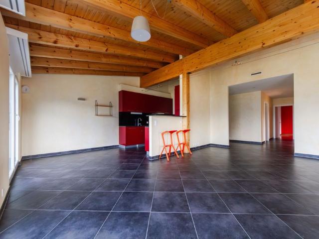 Spacieux 4.5 pièces appartement avec balcon, Savièse
