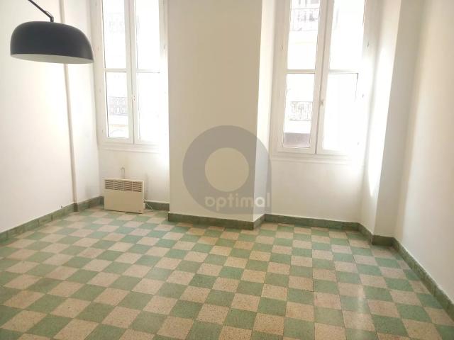 Spacieux 2 pièces au Centre Menton 51m² Menton