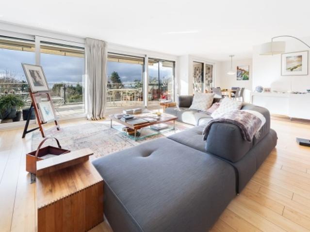 Spacieux 3.5 pièces à La Conversion avec magnifique terrasse plein SUD