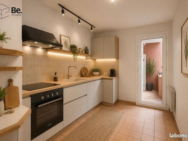 Spacieux T3 avec balcon et place de parking