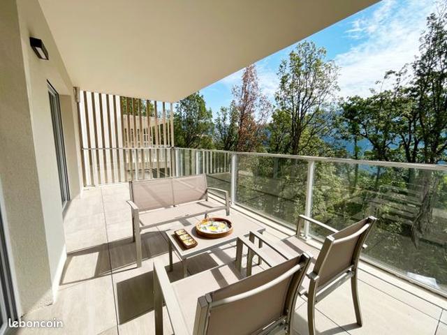 Spacieux T3 avec terrasse dans résidence récente et sécurisée