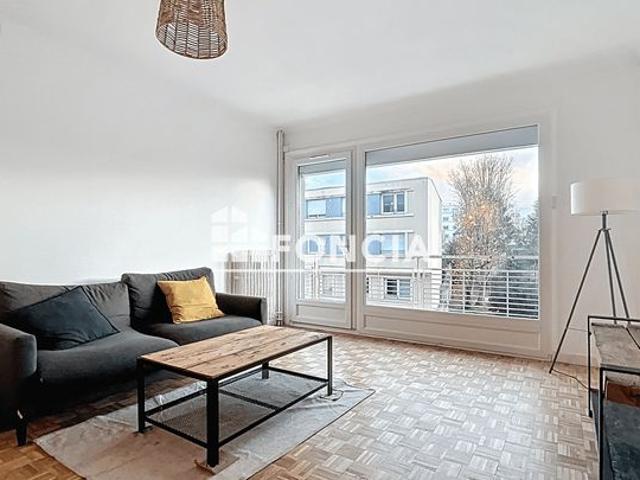 Spacieux T3 Rive Droite Balcon / Parking / Ascenseur